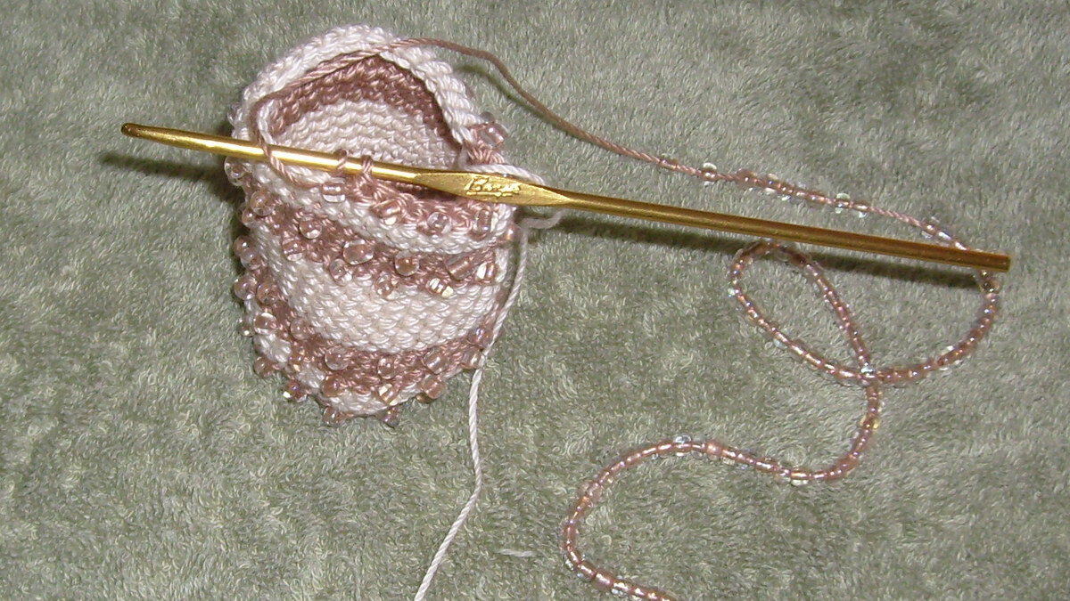 Matériel de crochet débutant avec laine crochet et support PDF de leçons